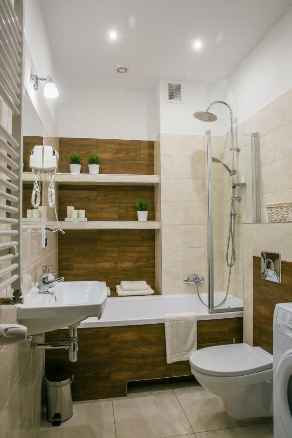 זביז'ינייץ Apartamenty Roztocze מראה חיצוני תמונה